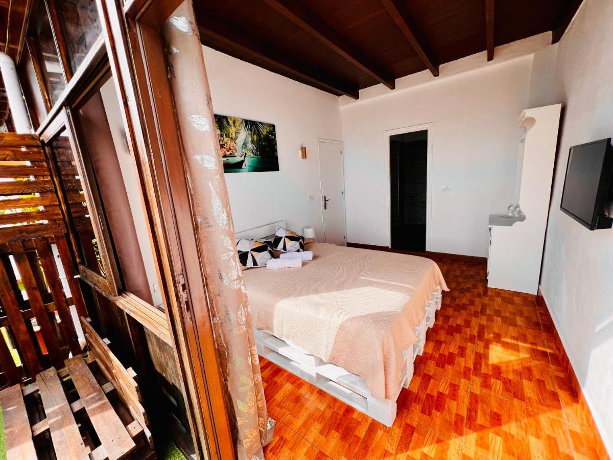 El Jardin De Enock Bed and breakfast